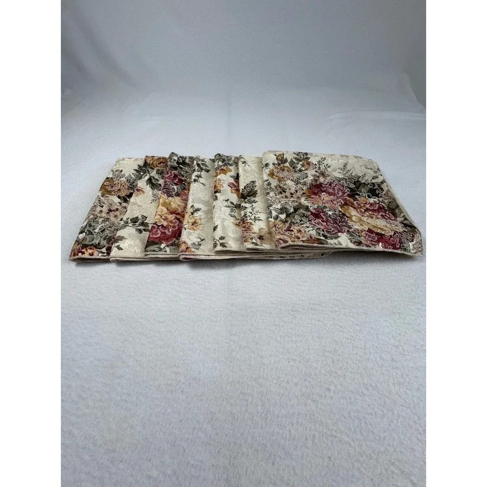 Traditional Victorian Floral 18